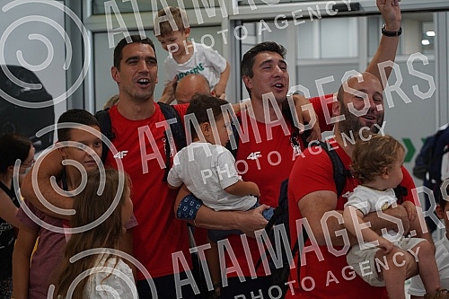 Karate player Jovana Prekovic, who won a gold medal and a gold water polo team of Serbia at the Olympic Games in Tokyo, arrived in Serbia and on that occasion a press conference was held at the Nikola Tesla Airport.Karatiskinja Jovana Prekovic koja 