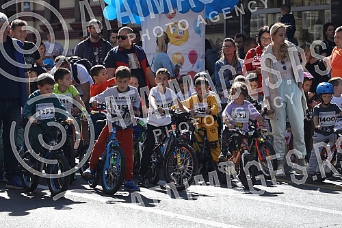 Belgrade roller skating plus, organized by the Belgrade Roller skating Association, under the auspices of the Secretariat for Sports and Youth and the Secretariat for Education and Child Protection of the City of Belgrade, was held in the center of B