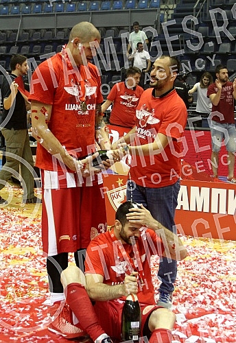 Serbian basketball League (KLS) playoffs final, 4th game, between KK Crvena Zvezda Telekom and KK Partizan NIS played at Aleksandar Nikolic sports hall.Cetvrta utakmica finala plej ofa Kosarkaske Lige Srbije (KLS) izmedju kosarkasa Crvene zvezde Tel