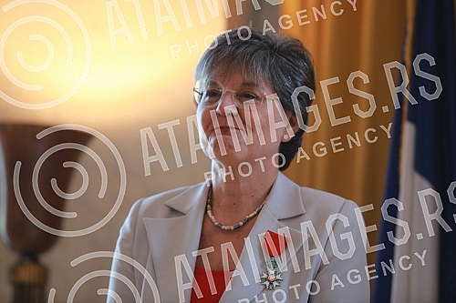 At the residence of the French Embassy, ââAmbassador Pierre Cochard presented the highest French decoration, the National Order of the Legion of Honor in the rank of Knight, to the Secretary General of the Europa Nostra organization Sneski Quaedv