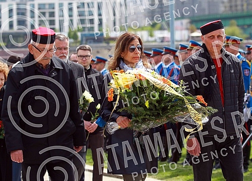 A state ceremony dedicated to the National Day of Remembrance of the Republic of Serbia for the victims of the Holocaust, genocide and other victims of fascism was held on the Coast of Jasenovac Victims.Drzavna ceremonija posvecena obelezavanju nac