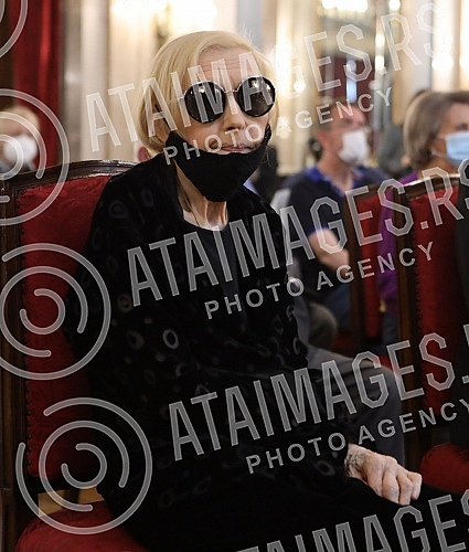 Commemoration on the occasion of the death of one of the greatest Serbian and Yugoslav singers of popular music, Djordje Marjanovic, was held in the Ceremonial Hall of the Belgrade City Assembly.Komemoracija povodom smrti jednog od najvecih srpskih