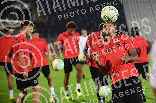 The players of FC Nice held a training session on the occasion of the upcoming Conference League match against FC Partizan.Igraci FK Nice odrzali su trening povodom predstojeceg meca Lige konferencija koji igraju protiv FK Partizan.