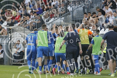 In the first match of the barrage to fill the Linglong Tire of the Serbian Super League, New Belgrade's IMT competed with the team from Novi Pazar at the FC Cukaricki stadium.Novobeogradski IMT je u prvom mecu baraza za popunu Linglong Tire Super l