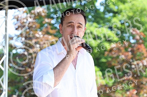 A concert on the occasion of the 70th birthday of the Children's Cultural Center of Belgrade was held in Tasmajdan Park.Koncert povodom 70. rodjendana Decjeg kulturnog centra Beogarda odrzan je u Tasmajdanskom parku.
