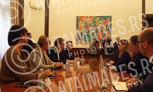 The President of the Republic of Serbia, Aleksandar Vucic, met with the Special Representative of the Secretary-General in Kosovo and Head of the United Nations Interim Administration Mission in Kosovo (UNMIK), Caroline ZiadehPredsednik Republike S
