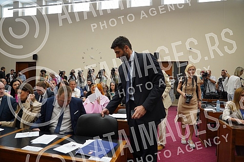 The President of the Assembly of the City of Belgrade Nikola Nikodijevic has scheduled the Session of the Assembly of the City of Belgrade on whose agenda is the election of the Mayor of Belgrade, Deputy Mayor and members of the City Council.Predse