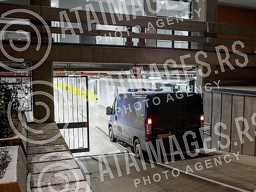 A police vehicle arrives to pick up acting teacher Miroslav Mika Aleksic, who is leaving the Higher public prosecutor's office, where he was questioned and on that occasion denied the accusations that he was a student at his school.
Policijsko vozi A police vehicle arrives to pick up acting teacher Miroslav Mika Aleksic, who is leaving the Higher public prosecutor's office, where he was questioned and on that occasion denied the accusations that he was a student at his school.
Policijsko vozi