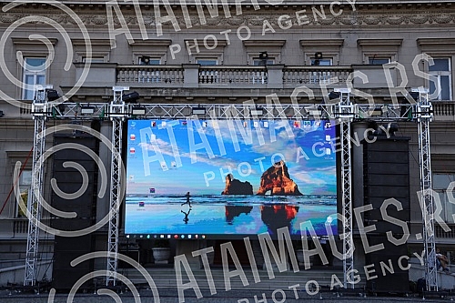 The City Assembly is preparing to welcome the women's basketball team that won a gold medal at the European Championships. U Skupstini grada su u toku pripreme za docek zenske kosarkaske reprezentacije koja je osvojila zlatnu medalju na Evropksom p