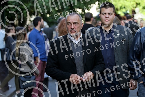 Burial - the cremation of the Serbian actor Predrag Ejdus held at the New Cemetery.
Sahrana - kremacija srpskog glumca Predraga Ejdusa odrzana na Novom groblju. Burial - the cremation of the Serbian actor Predrag Ejdus held at the New Cemetery.
Sahrana - kremacija srpskog glumca Predraga Ejdusa odrzana na Novom groblju.