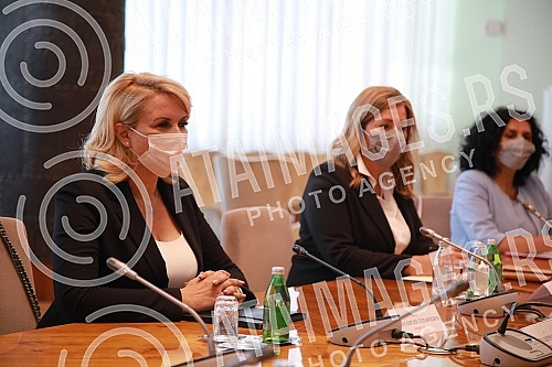 At the Palace of Serbia, Minister of Labor, Employment, Veterans' Affairs and Social Affairs Darija Kisic Tepavcevic met with Minister of Health and Social Welfare of the Republic of Srpska Alen Seranic.U Palati Srbija ministarka za rad, zaposljava