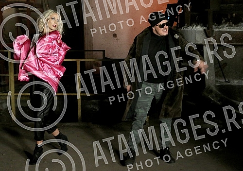 Nenad Sindjelic - Gastoz and Aleksandra Ristic - Alexandra Matrix make a video for the new song.Nenad Sindjelic - Gastoz i Aleksandra Ristic - Alexandra Matrix na snimanju spota za novu pesmu.