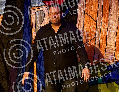 The new theater award for the best direction of the play for children 