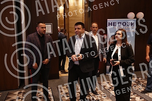 JP Putevi Srbije organized the promotion of new campaigns for raising traffic safety on state roads through the education of drivers and other traffic participants.JP Putevi Srbije je organizovalo promociju novih Kampanja za podizanje bezbednosti u