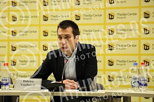 The Let's Not Drown Belgrade and Together for Serbia Movement organized a press conference at which a proposal for cooperation between opposition parties and organizations was presented, entitled 