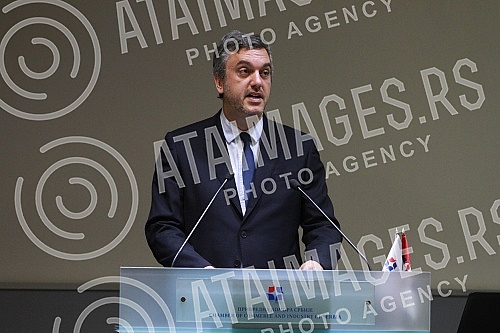 A Report on the Prevention of Terrorism and Money Laundering was presented in the Chamber of Commerce.U Privrednoj komori predstavljen izvestaj o sprecavanju terorizma i pranju novca.