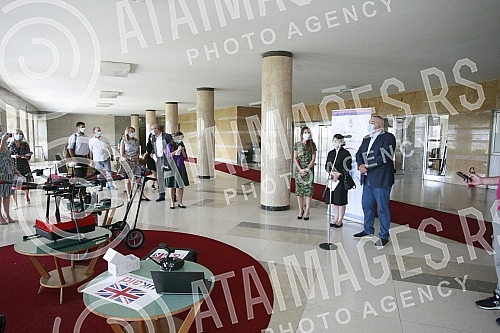 On the occasion of the International Day of Missing Persons, the Palace of Serbia handed over equipment for field research in order to find the remains of persons listed as missing in connection with the armed conflicts in the former Yugoslavia and t On the occasion of the International Day of Missing Persons, the Palace of Serbia handed over equipment for field research in order to find the remains of persons listed as missing in connection with the armed conflicts in the former Yugoslavia and t