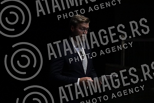 The double, 54th and 55th editions of Bitef, were officially opened tonight at the Yugoslav Drama Theater.
Dvostruko, 54. i 55. izdanje Bitefa, svecano je otvoreno veceras u u Jugoslovenskom dramskom pozoristu The double, 54th and 55th editions of Bitef, were officially opened tonight at the Yugoslav Drama Theater.
Dvostruko, 54. i 55. izdanje Bitefa, svecano je otvoreno veceras u u Jugoslovenskom dramskom pozoristu