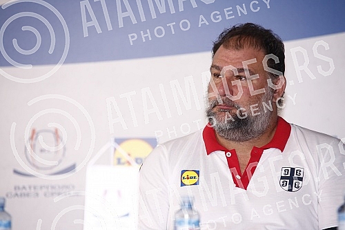 A press conference was held in the Promenade on the occasion of signing and marking the general sponsorship for 2022/2023. year between Lidl Serbia and the Water Polo Association of Serbia.
U Promenadi je odrzana konferencija za medije povodom potpi A press conference was held in the Promenade on the occasion of signing and marking the general sponsorship for 2022/2023. year between Lidl Serbia and the Water Polo Association of Serbia.
U Promenadi je odrzana konferencija za medije povodom potpi