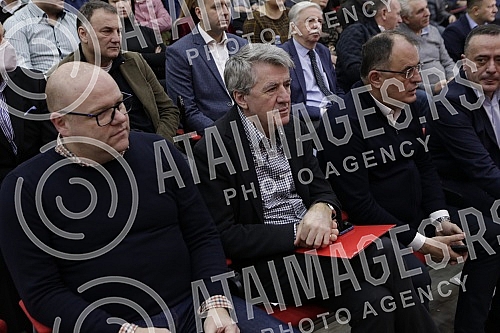 The President of the Socialist Party of Serbia, Ivica Dacic, held a meeting with the leadership of the Belgrade City and Municipal Organizations of the SPS.Predsednik Socijalisticke partije Srbije Ivica Dacic odrzao je sastanak sa rukovodstvom beog