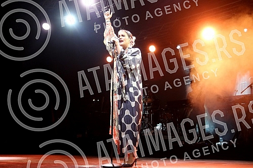 Concert of english singer Jessie Ware held on Kalemegdan fortress.Koncert britanske pevacice Dzesi Var (Jessie Ware) odrzan na Kalemegdanskoj tvrdjavi.