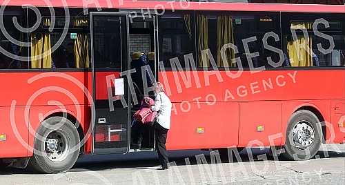 In Serbia, intercity bus service was suspended at noon to prevent the spread of the coronavirus.
U Srbiji je u podne obustavljen medjugradski autobuski prevoz zbog sprecavanja sirenja korona virusa. In Serbia, intercity bus service was suspended at noon to prevent the spread of the coronavirus.
U Srbiji je u podne obustavljen medjugradski autobuski prevoz zbog sprecavanja sirenja korona virusa.