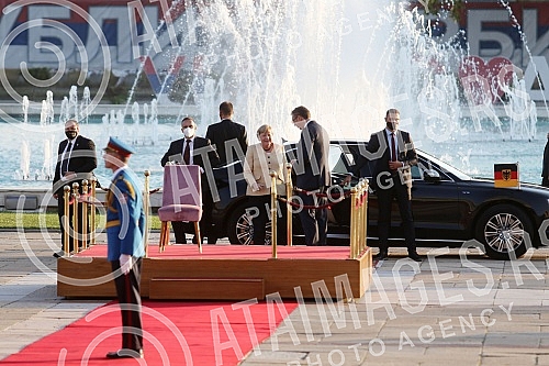 Festive reception of German Chancellor Angela Merkel in front of the Palace of Serbia.
Svecani docek nemacke kancelarke Angela Merkel ispred Palate Srbija. Festive reception of German Chancellor Angela Merkel in front of the Palace of Serbia.
Svecani docek nemacke kancelarke Angela Merkel ispred Palate Srbija.