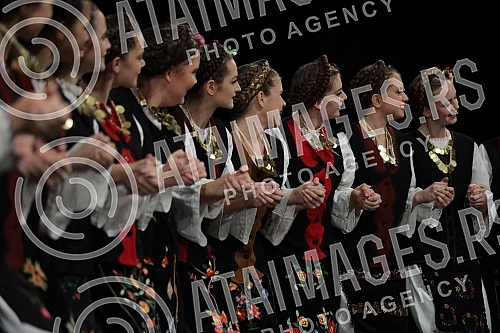 A concert on the occasion of the 10th anniversary of the folklore school of the Jana Cultural and Artistic Society from Zemun was held at the Vlada Divljan Cultural Center.
Koncert povodom 10 godina postojanja skole folklora Kulturno umetnickog drus A concert on the occasion of the 10th anniversary of the folklore school of the Jana Cultural and Artistic Society from Zemun was held at the Vlada Divljan Cultural Center.
Koncert povodom 10 godina postojanja skole folklora Kulturno umetnickog drus