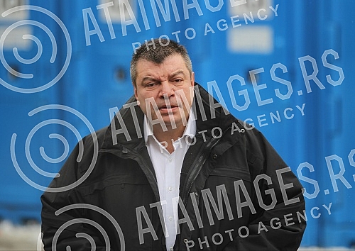 Aleksandar Vulin - Labor Minister, Nebojsa Stefanovic - Interior Minister Zoran Djordjevic - Defence Minister Miroslav Cuckovic - Obrenovac Mayor visited the temporary reception center for migrants.Aleksandar Vulin - ministar za rad, Nebojsa Stefano