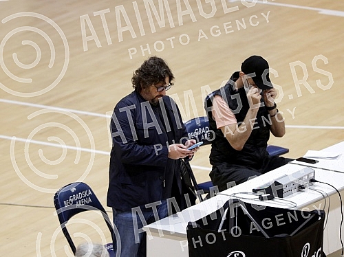 Andrea Trinchieri arrived in Serbia from Italy last night, and with the confirmation of the test at COVID-19, he received approval to be able to move around Serbia and hold trainings for Partizan basketball players, and the first training has already