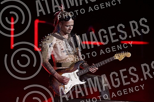 Performance of Senidah at the Exit festival on the Main Stage.
Nastup Senidah na Exit festivalu na Glavnoj bini. Performance of Senidah at the Exit festival on the Main Stage.
Nastup Senidah na Exit festivalu na Glavnoj bini.