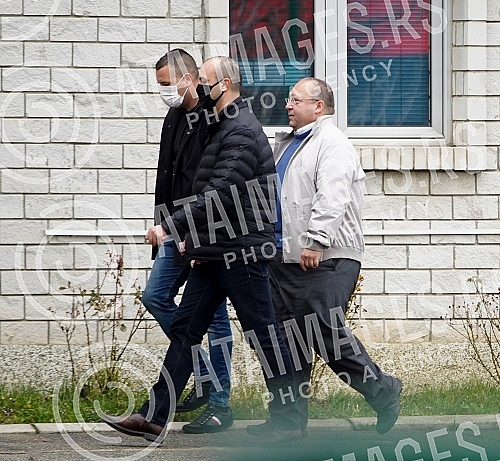 Accompanied by a lawyer, Vladimir Vuletic went to the premises of the Prosecutor's Office for Organized Crime in Ustanicka Street in Belgrade to be questioned about the circumstances of his cooperation with Veljko Belivuk's criminal organization, whi