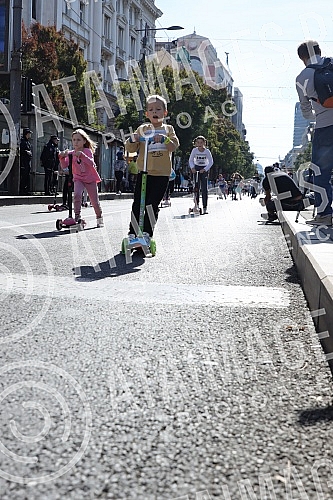 Belgrade roller skating plus, organized by the Belgrade Roller skating Association, under the auspices of the Secretariat for Sports and Youth and the Secretariat for Education and Child Protection of the City of Belgrade, was held in the center of B