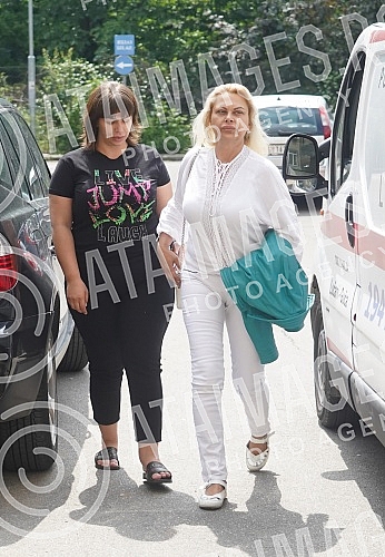Miljana Kulic and her mother Marija Kulic came for an examination at the Banjica Institute of Orthopedics.
Miljana Kulic je sa majkom Marijom Kulic dosla na pregled u Institut za ortopediju Banjica
Miljana Kulic and her mother Marija Kulic came for an examination at the Banjica Institute of Orthopedics.
Miljana Kulic je sa majkom Marijom Kulic dosla na pregled u Institut za ortopediju Banjica