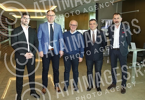 The Chess Federation of Serbia organized a gathering with the media at the Crowne Plaza Hotel on the occasion of the signing of the Agreement on the organization of the FIDE Grand Prix tournament in Belgrade, which will be held from February 28 to Ma