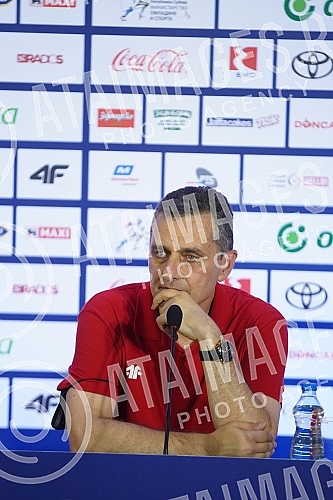 The women's volleyball national team of Serbia, which won a bronze medal at the Games in Tokyo, arrived in Belgrade, and on that occasion a press conference was held at the Nikola Tesla Airport.Zenska odbojkaska reprezentacija Srbije, koja je na Ig