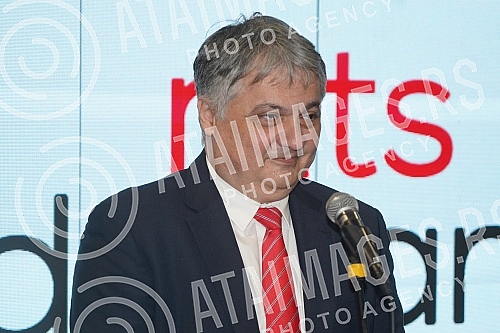 A press conference was held at which the companies whose name Kombank Hall (former Hall of the House of Trade Unions) will bear and be recognizable in the future were announced and presented.Odrzana je konferencija za medije na kojoj je objavljena 