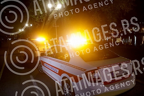The arrival of communal police (militia) on Belgrade rafts in order to control the implementation of measures in the fight against the crown.
Dolazak komunalne policije (milicije) na beogradske splavove kako bi kontrolisali sprovodjenje mera u borbi The arrival of communal police (militia) on Belgrade rafts in order to control the implementation of measures in the fight against the crown.
Dolazak komunalne policije (milicije) na beogradske splavove kako bi kontrolisali sprovodjenje mera u borbi