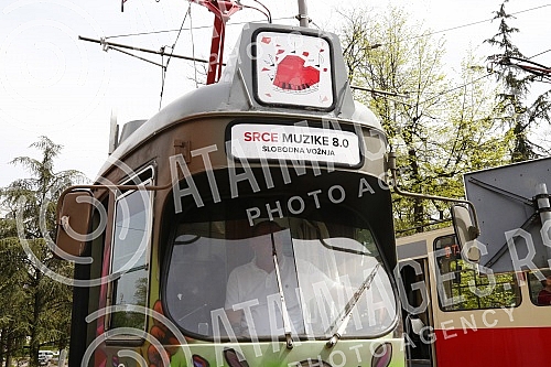 Tram ride through Belgrade like everyone wants.Voznja tramvajem po Beogradu kakvu svi zele.