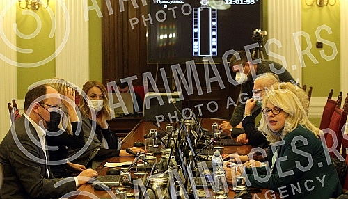 he session of the Committee on finance, republic budget and control was held in the House of the National assembly.Sednica Odbora za finansije, republicki budzet i kontrolu odzana je u Domu Narodne skupstine. 