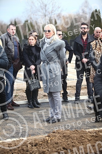 Buried Slavoljub Stavric - Stavre, show business manager in New Bezanijsko cemetery.
Sahrana Slavoljuba Stavrica - Stavre, estradnog menadzera na Novom Bezanijskom groblju.
Buried Slavoljub Stavric - Stavre, show business manager in New Bezanijsko cemetery.
Sahrana Slavoljuba Stavrica - Stavre, estradnog menadzera na Novom Bezanijskom groblju.