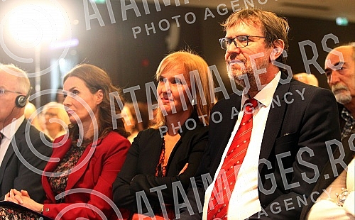 The annual conference of the Commissioner for the Protection of Equality on the occasion of the International Day of Tolerance.Godisnja konferencija Poverenika za zastitu ravnopravnosti povodom Medjunarodnog dana tolerancije.