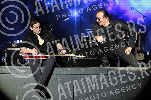 Concert of Zeljko Bebek held in Sava centar.
Koncert Zeljka Bebeka u Sava centru. Concert of Zeljko Bebek held in Sava centar.
Koncert Zeljka Bebeka u Sava centru.