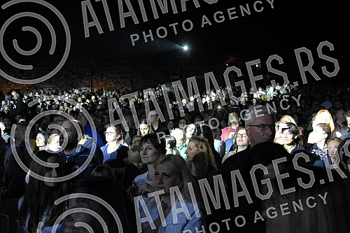 On the occasion of celebrating its 40th birthday, the legendary low rock band Kerber performed on the Summer Stage of the Niska Fortress. Povodom obelezavanja 40. rodjendana, legendarna niska rok grupa Kerber nastupiila je na Letnjoj pozornici Nisk