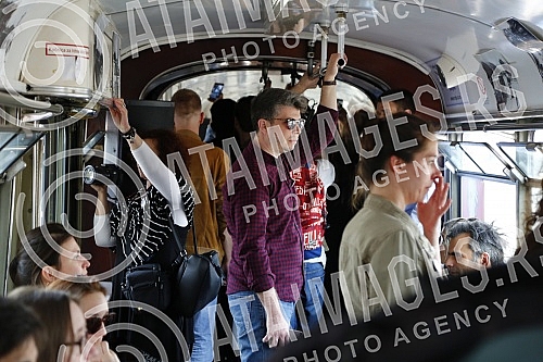 Tram ride through Belgrade like everyone wants.Voznja tramvajem po Beogradu kakvu svi zele.