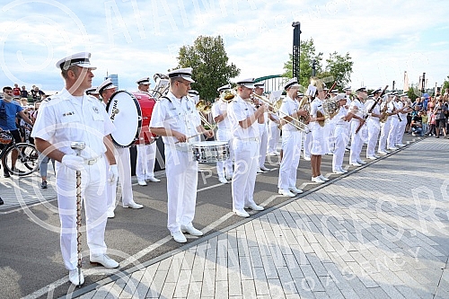 The Belgrade Tourist Organization organized the 17th Belgrade Boat Festival.Turisticka organizacija Beograda organizovala je 17. Beogradski festival brodova.