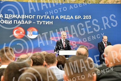 Serbian President Aleksandar Vucic attended the opening ceremony of the reconstructed road Novi Pazar - Tutin.Predsednik Srbije Aleksandar Vucic prisustvovao je ceremonije otvaranja rekonstruisanog puta Novi Pazar - Tutin.