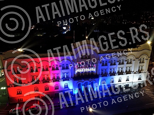 In honor of the volleyball players of Serbia, who defended the title of world champion at the world championship in Apeldoorn, the Netherlands, the City Administration building in Banja Luka was illuminated tonight in the colors of the Serbian flag a