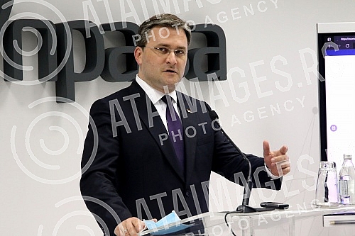 Presentation of the new e-Consulate electronic service project in the Office for IT and eGovernment.Predstavljanje novog projekta elektronske usluge e-Konzulat u Kancelariji za IT i eUpravu