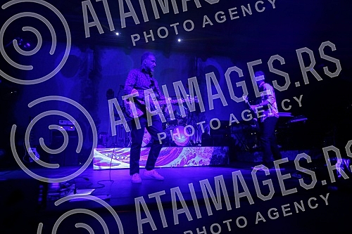 The concert of Nick Mason's Saucerful of Secrets, which performs music by Pink Floyd, was held at the Belexpo Center.
Koncert sastava Nick Mason's Saucerful of Secrets, koji izvodi muziku Pink Floyda, odrzan je u Belexpo centru The concert of Nick Mason's Saucerful of Secrets, which performs music by Pink Floyd, was held at the Belexpo Center.
Koncert sastava Nick Mason's Saucerful of Secrets, koji izvodi muziku Pink Floyda, odrzan je u Belexpo centru